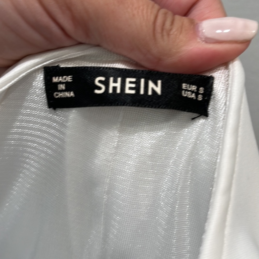 NWOT White Scallop Hem Dress - Picture 7 of 7